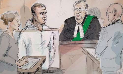 قاضٍ يصرُخ في وجه مواطِنة ترهيبا متجاهلا الحق لترضخ وغافلا عن مستند يُثْبِِت مكان السكن لدعم كيديات مختار فاسد