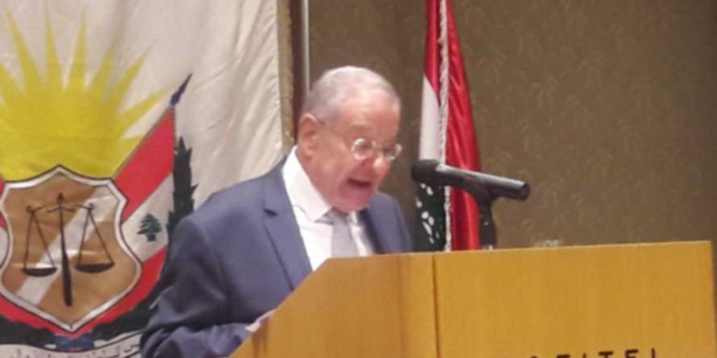 قدامى القضاة تُكَرِّم زملاء انضموا اليها وتَجْمَع المتقاعدين في أجواءٍ مُحَبَّبَة   