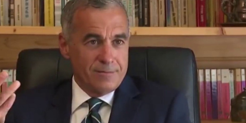 المنظمات العالمية تابعة للمنتدى الاقتصادي العالمي وهي منصة له وأعضاء المنتدى يسيطرون على موارد الارض الطبيعية وقد يبيعوننا الهواء.